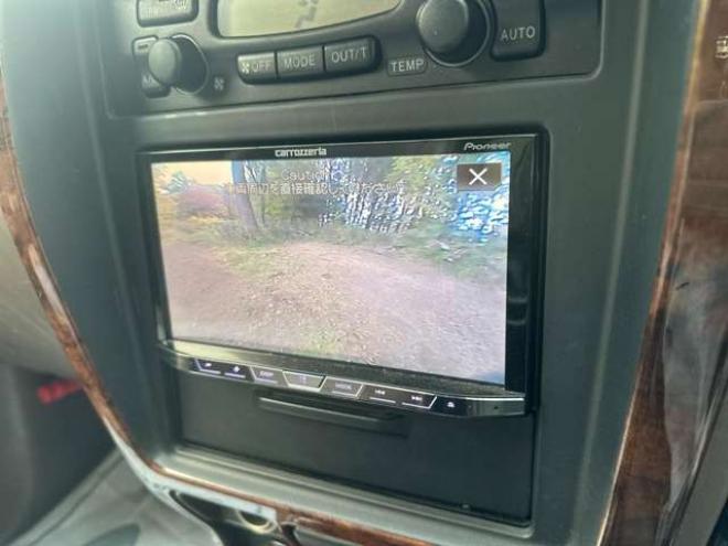 ハイラックスサーフ2.7 SSR-X プレミアムセレクション 4WD　リフトアップ　ETC　バックカメラ　社外ナビ　パワーウィンドウ　パワステ　ABS　全塗装済 2700