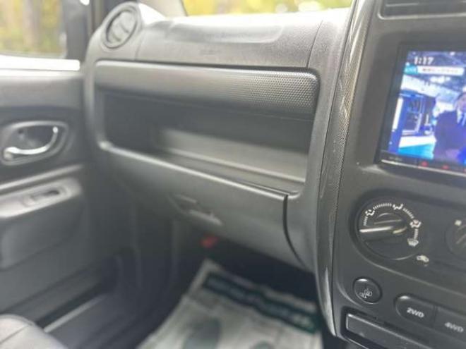 ジムニークロスアドベンチャー XC 4WD　ターボ　記録簿　社外マフラー　社外テール　社外バンパー　ETC　パワステ　パワーウィンドウ　社外ナビ　社外アルミ　ABS　キーレスエントリー 660