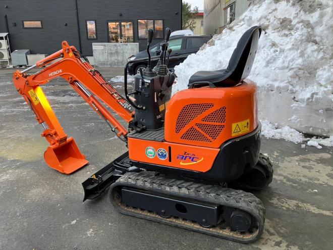 バックホー日立　中古　ミニユンボ　ZX8U-2　建機