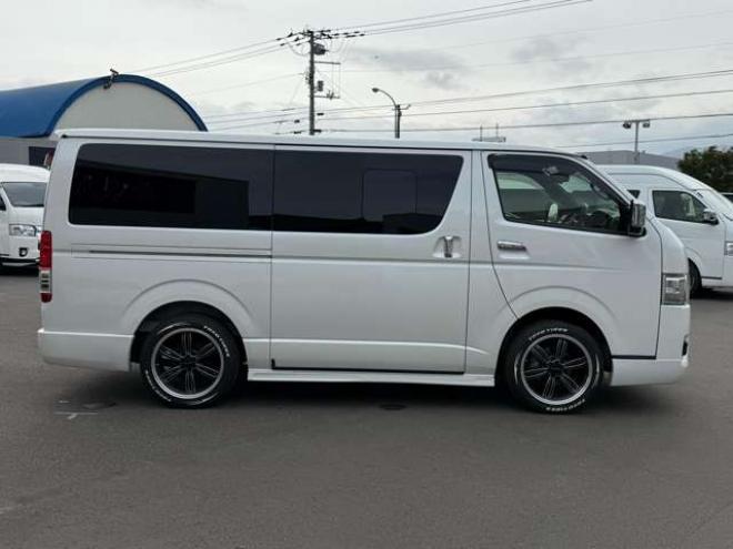 ハイエースバン2.8 スーパーGL ダークプライムII ロングボディ ディーゼルターボ 4WD　寒冷地仕様 ワンオーナー パノラミックビューモニター デジタルインナーミラー 415COBRA CL-3フロントリップ CL-2サイドステップ　CL-ステップリアバンパー　ステージ2　バッドラッカー18インチアルミ　トーヨーH30 2800