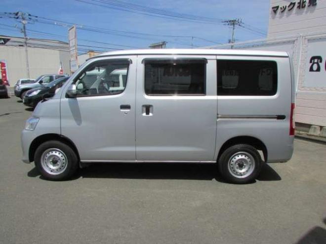 タウンエースバン1.5 GL 4WD　衝突軽減ブレーキ　LEDヘッドライト 1500
