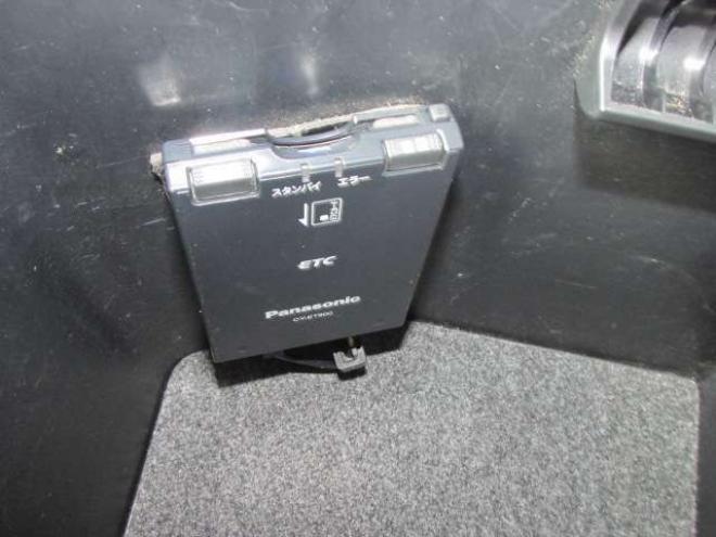 ランドクルーザー100 4.2 VXリミテッド Gセレクション ツーリングエディション ディーゼルターボ 4WD　クルーズコントロール/シートヒーター/パワーシート/ETC/社外ナビ/フルセグTV/バックカメラ/ヒッチメンバー/GANADORマフラー 4200