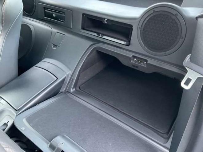 フェアレディZ3.5 バージョン ST　純正ブレンボキャリパー　社外フロントリップ　リアウィング　GarageDogHouse製マフラー　車高調　BOSEサウンド　レザーシート　パワーシート　シートヒーター　ETC 2WD 3500