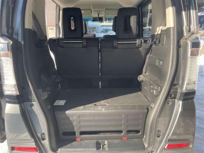 N-BOX+カスタムG Lパッケージ 4WD　新在　庫車!期間限　定値　下中!　限　定プ　ライス!! 660