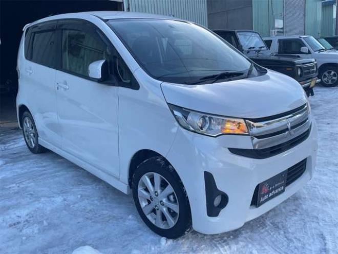 eKカスタムG 4WD　新在　庫車!期間限　定値　下中!　限　定プ　ライス!! 660