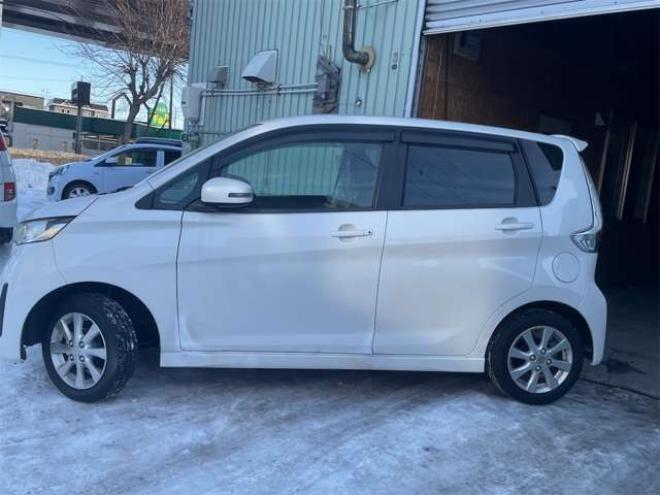 eKカスタムG 4WD　新在　庫車!期間限　定値　下中!　限　定プ　ライス!! 660