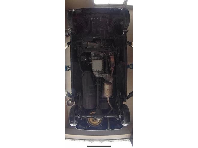 NV100クリッパーNV100クリッハ゜ー 4WD GX TURBO  high roof 寒冷地仕様　リアヒーター　ブレーキアシスト　TURBO Bluetoothフルセグナビ　バックカメラ　アルミ　バイザー　キーレス　エンジンオイル交換　ATF交換　スタットレス付　全磨き済 4WD 660 5Dr