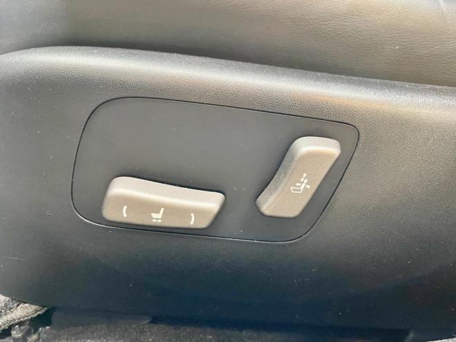 レクサス600hバージョンU Iパッケージ 4WD 5年保証 サンルーフ ナビ Bカメラ ETC 寒冷地仕様 禁煙 修復歴無