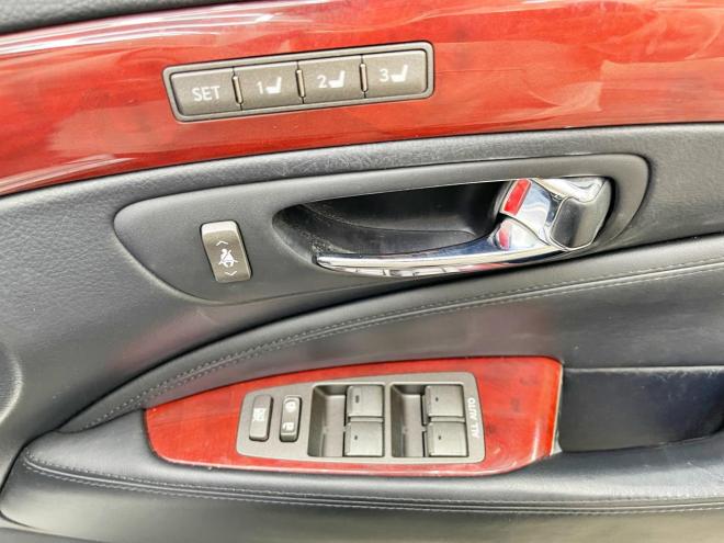 レクサス600hバージョンU Iパッケージ 4WD 5年保証 サンルーフ ナビ Bカメラ ETC 寒冷地仕様 禁煙 修復歴無