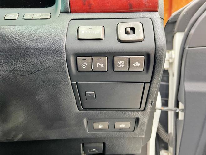 レクサス600hバージョンU Iパッケージ 4WD 5年保証 サンルーフ ナビ Bカメラ ETC 寒冷地仕様 禁煙 修復歴無