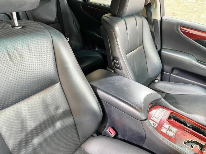 レクサス600hバージョンU Iパッケージ 4WD 5年保証 サンルーフ ナビ Bカメラ ETC 寒冷地仕様 禁煙 修復歴無