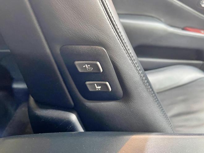 レクサス600hバージョンU Iパッケージ 4WD 5年保証 サンルーフ ナビ Bカメラ ETC 寒冷地仕様 禁煙 修復歴無