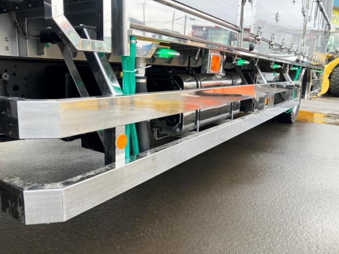 レンジャープロ未使用　ワイド増t　家畜運搬車　中型トラック　nlt