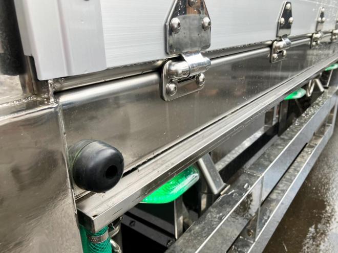 レンジャープロ未使用　ワイド増t　家畜運搬車　中型トラック　nlt