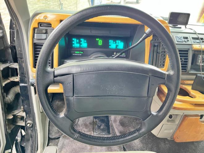 GMCサファリ4WD 5年保証 寒冷地仕様 禁煙 車検整備2年付 修復歴無