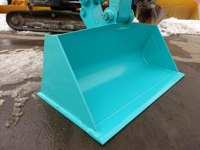 バックホーコベルコ　SK50UR-5　バケット容量0.20m3