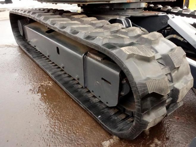 バックホーコベルコ　SK50UR-5　バケット容量0.20m3