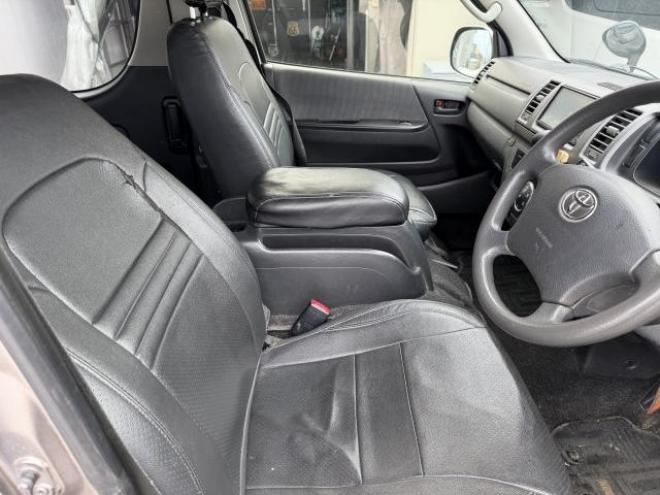 ハイエースバン3型スーパーGLディーゼルターボ 本州車寒冷地仕様 ナビTVバックカメラ レザーシート 両側スライドドア リアヒータークーラー 車検満タン 即乗りOK! 保証付！ 4WD 3000 5Dr