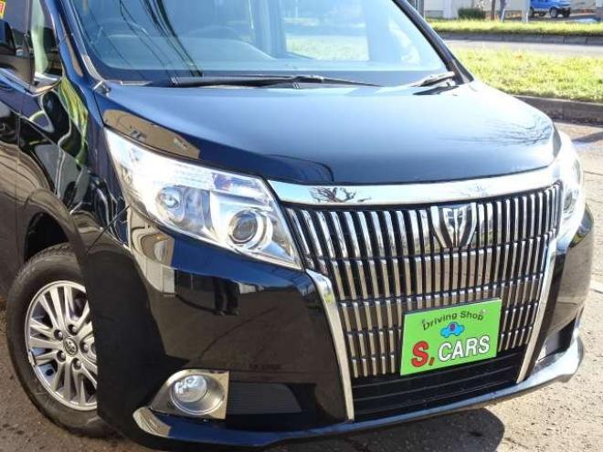 エスクァイア2.0 Gi 4WD　本州車　保証1年/走行距離無制限　4WD　両側パワースライドドア　オートマチックハイビーム　社外9インチナビ　地デジ　バックカメラ　黒本革シート　シートヒーター　LEDヘッドライト　ETC　クルーズコントロール 2000