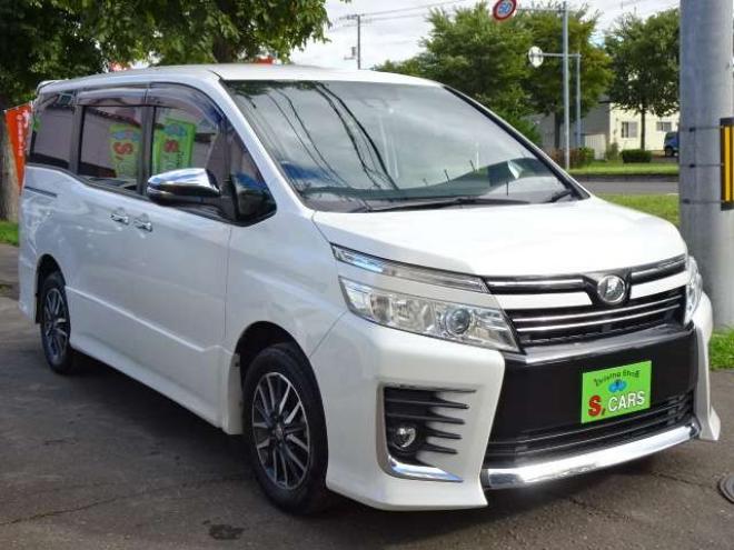 ヴォクシー2.0 ZS 煌 4WD　本州車　保証1年/走行距離無制限　4WD　両側パワースライドドア　トヨタセーフティセンス　カロッツェリア8型ワイドナビ　地デジ　バックカメラ　フリップダウンモニター　Bluetooth接続　アイドリングストップ 2000