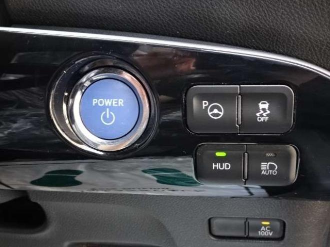 プリウス1.8 A プレミアム E-Four 4WD　本州車 ハイブリットシステム2年保証/走行距離無制限　 4WD　TRDエアロ　ブラインドスポットモニター　純正ナビ　地デジ　バックカメラ　18インチアルミ　本革シート　ヘッドアップディスプレイ　AC100V 1800