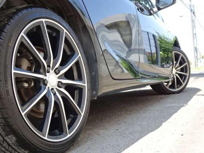 プリウス1.8 A プレミアム E-Four 4WD　本州車 ハイブリットシステム2年保証/走行距離無制限　 4WD　TRDエアロ　ブラインドスポットモニター　純正ナビ　地デジ　バックカメラ　18インチアルミ　本革シート　ヘッドアップディスプレイ　AC100V 1800