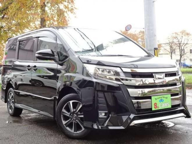 ノア2.0 Si 4WD　本州車　保証1年/走行距離無制限　4WD　後期　セーフティセンス　両側パワースライドドア　純正9インチワイドナビ　　地デジ　バックカメラ　ALPINE12インチフリップダウンモニター　LEDヘッドライト 2000