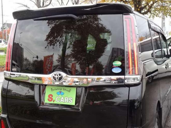 ノア2.0 Si 4WD　本州車　保証1年/走行距離無制限　4WD　後期　セーフティセンス　両側パワースライドドア　純正9インチワイドナビ　　地デジ　バックカメラ　ALPINE12インチフリップダウンモニター　LEDヘッドライト 2000