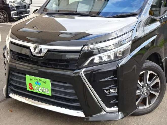 ヴォクシー2.0 ZS 4WD　後期　本州車　保証1年/走行距離無制限　4WD　8人乗　両側パワースライドドア　地デジ　バックカメラ　LEDヘッドライト　16AW　ビルトインETC 2000