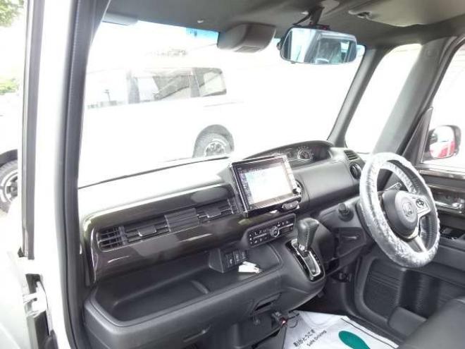 N-BOXカスタム 660 G L ターボ ホンダセンシング 4WD　本州車　保証1年/走行距離無制限　4WD 両側パワスラ バックカメラ ETC　プッシュスタート　ブレーキサポート 660