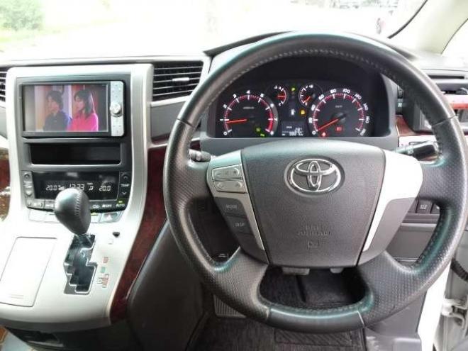 ヴェルファイア2.4 Z 4WD　本州車　保証1年/走行距離無制限　後期型　4WD　社外20インチアルミ　ローダウン  両側パワースライドドア　純正ナビ　地デジ　バックカメラ　フリップダウンモニター　スマートキー　コーナーセンサー　7人乗り 2400