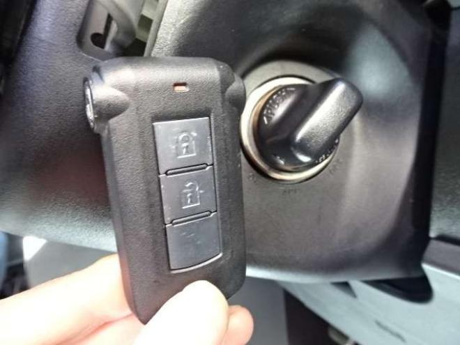 デリカD：5 2.4 G パワーパッケージ 4WD　本州車　ワンオーナー　オープンカントリーマッドタイヤ　両側パワースライドドア　ALPINE製ナビ　地デジ　10.2インチALPINE製フリップダウンモニター　バックカメラ　純正HID　スマートキー　ASC　ETC　クルコン 2400