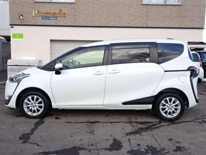 シエンタ1.5 G 4WD　本州車　保証1年/走行距離無制限　4WD　トヨタセーフティセンス　両側パワースライドドア　純正ナビ　地デジ　バックカメラ　純正エンジンスターター　シートヒーター　スマートキー　プッシュスタート　LEDヘッド 1500