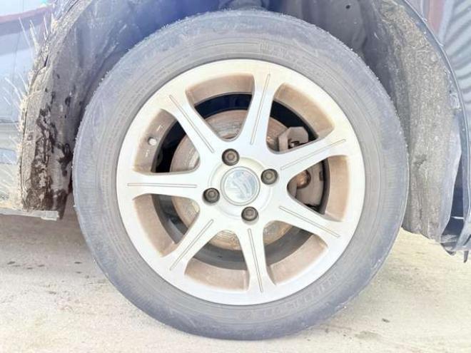 タンク1.0 カスタム G 4WD　下廻防錆スマキー 1000