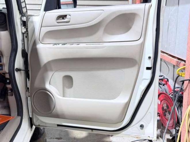 N-BOXG Lパッケージ 4WD　防錆塗装4WDドラレコTVナビ 660