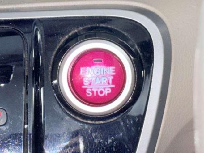 N-BOX+G Lパッケージ 4WD　防錆塗装4WDTVナビBカメ 660