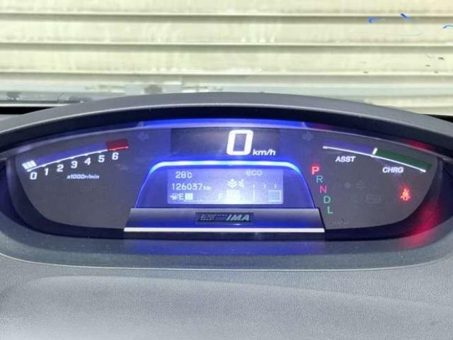 フリードスパイクハイブリッド1.5 ジャストセレクション　下廻防錆TVナビBカメETC 2WD 1500