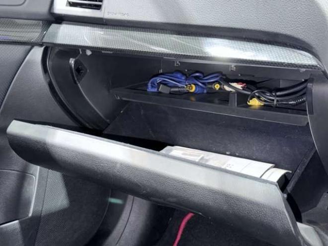 レガシィワゴン2.5 GT アイサイト 4WD　下廻防錆TVナビBカメETCエンスタ 2500