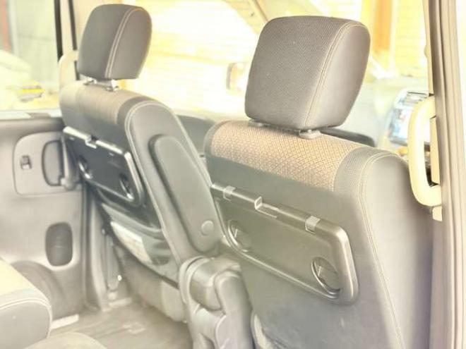 セレナ2.0 ハイウェイスター Vセレクション+Safety 4WD　防錆塗装4WDTVナビBカメエンスタ夏冬タイヤ 2000