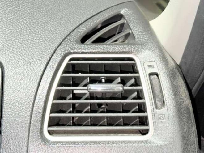 セレナ2.0 ハイウェイスター Vセレクション+Safety 4WD　防錆塗装4WDTVナビBカメエンスタ夏冬タイヤ 2000