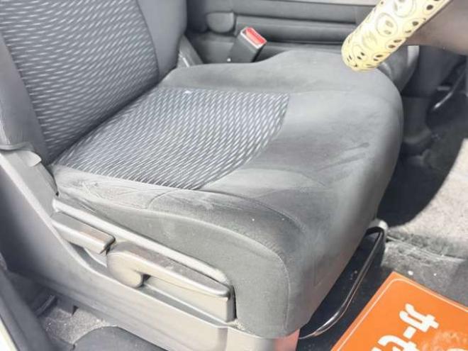 セレナ2.0 20X 4WD　防錆塗装4WDTVナビエンスタ 2000