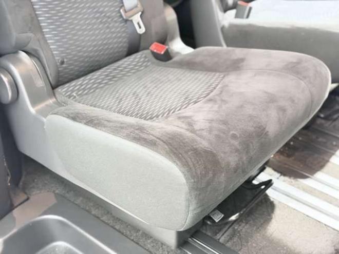 セレナ2.0 20X 4WD　防錆塗装4WDTVナビエンスタ 2000