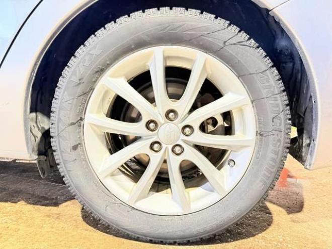 インプレッサスポーツ 2.0 i アイサイト 4WD　防錆塗装4WDTVナビBカメETC 2000