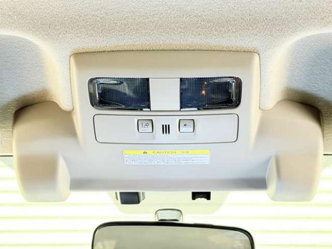 インプレッサスポーツ 2.0 i アイサイト 4WD　防錆塗装4WDTVナビBカメETC 2000