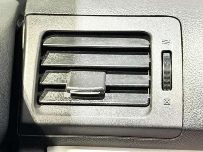 インプレッサスポーツ 2.0 i アイサイト 4WD　防錆塗装4WDTVナビBカメETC 2000