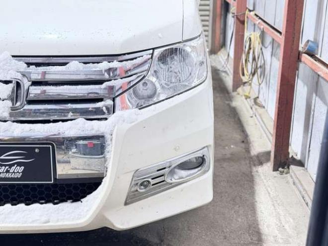 ステップワゴン2.0 スパーダ Z 4WD　防錆塗装4WDTVナビBカメETC後席モニタ夏冬タイヤ 2000