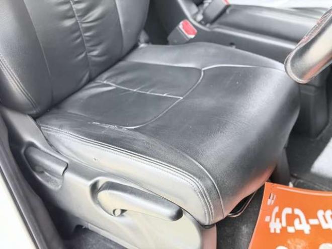 ステップワゴン2.0 スパーダ Z 4WD　防錆塗装4WDTVナビBカメETC後席モニタ夏冬タイヤ 2000