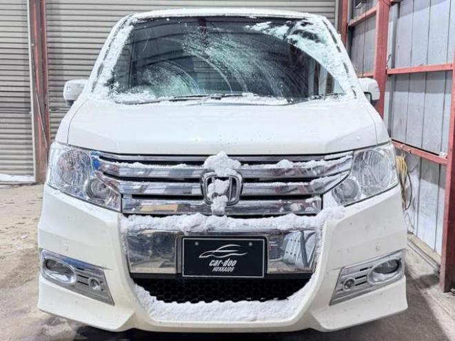 ステップワゴン2.0 スパーダ Z 4WD　防錆塗装4WDTVナビBカメETC後席モニタ夏冬タイヤ 2000