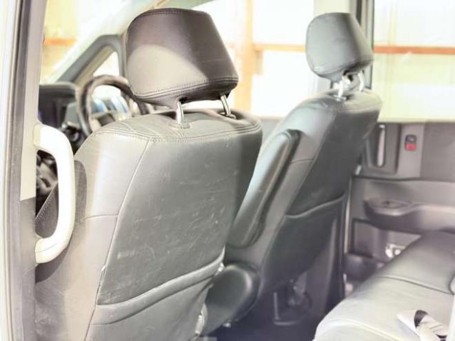 ステップワゴン2.0 スパーダ Z 4WD　防錆塗装4WDTVナビBカメETC後席モニタ夏冬タイヤ 2000