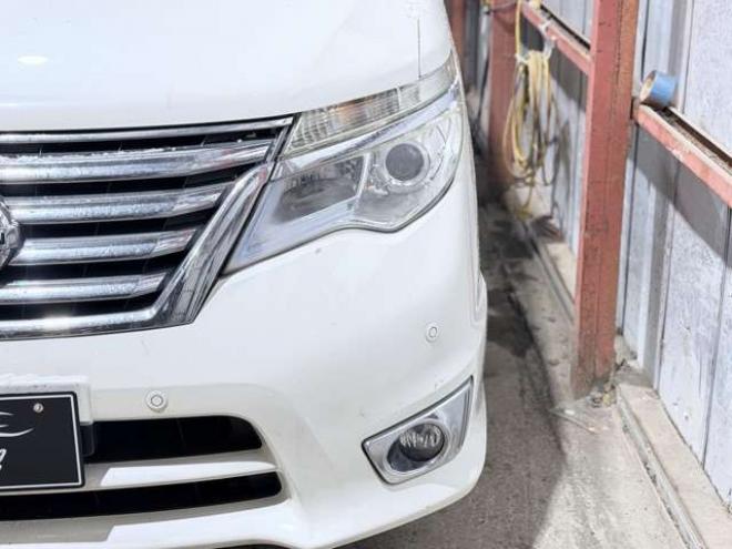 セレナ2.0 ハイウェイスター アドバンストセーフティ パッケージ 4WD　防錆塗装4WDTVナビBカメETC後席モニタ 2000